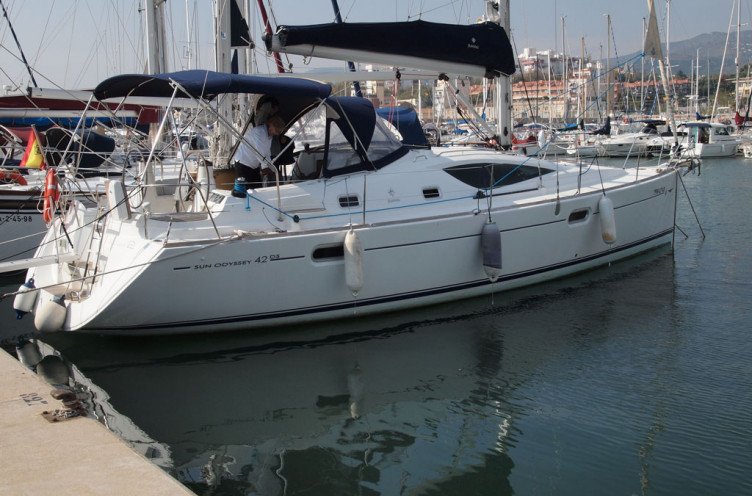 Nauloga2_Amarre.jpg